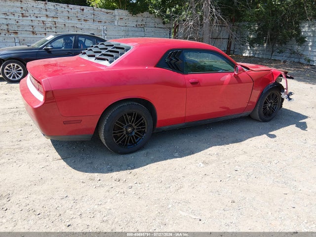 45695791 :رقم المزاد ، 2B3CJ4DG8BH512940 vin ، 2011 Dodge Challenger مزاد بيع