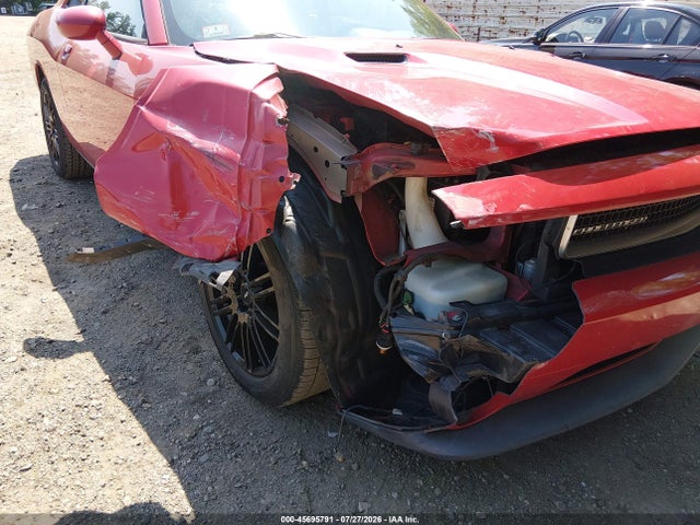 45695791 :رقم المزاد ، 2B3CJ4DG8BH512940 vin ، 2011 Dodge Challenger مزاد بيع