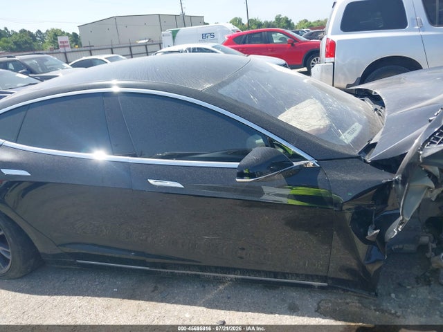Продаж на аукціоні авто 2016 Tesla Model S 60d/70d/75d/85d/90d, vin: 5YJSA1E21GF149485, номер лоту: 45695816