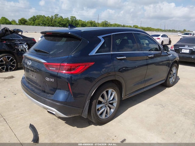 3PCAJ5M12LF114833 Infiniti Qx50 Essential