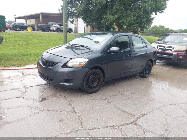45695895 :رقم المزاد ، JTDBT4K31CL029380 vin ، 2012 Toyota Yaris مزاد بيع