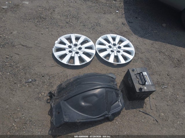 2014 Nissan Sentra Fe+ S/fe+ Sv/s/sl/sr/sv მანქანა იყიდება აუქციონზე, vin: 3N1AB7AP6EY272653, აუქციონის ნომერი: 45695899