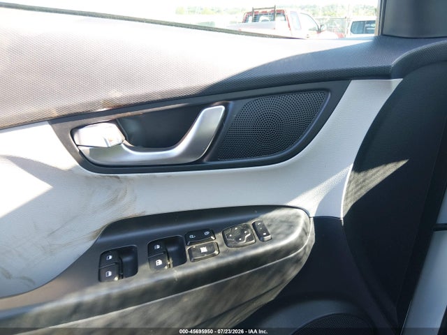 KM8K33AG9PU191719 Hyundai Kona Electric Sel