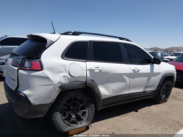 45695977 :رقم المزاد ، 1C4PJMBX7ND556528 vin ، 2022 Jeep Cherokee Trailhawk 4x4 مزاد بيع