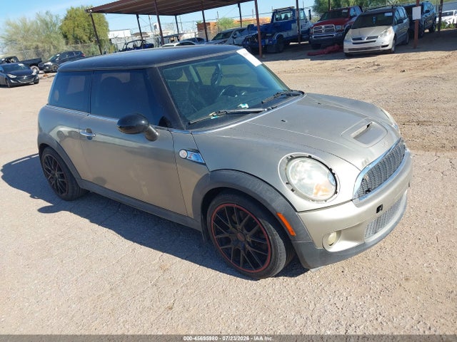 Auction sale of the 2010 Mini Cooper S, vin: WMWMF7C53ATZ70373, lot number: 45695980