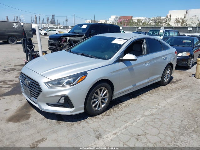 Hyundai SONATA ECO 2019 5NPE24AA5KH801642 Image 2