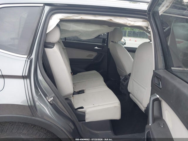 45696002 :رقم المزاد ، 3VV3B7AX6JM185733 vin ، 2018 Volkswagen Tiguan 2.0t Se/2.0t Sel مزاد بيع