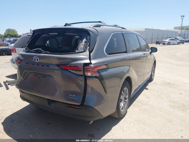 Aukcja sprzedaży 2021 Toyota Sienna Xle, vin: 5TDYRKEC1MS016587, numer aukcji: 45696021