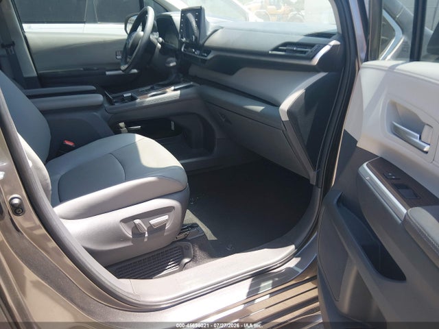 Aukcja sprzedaży 2021 Toyota Sienna Xle, vin: 5TDYRKEC1MS016587, numer aukcji: 45696021