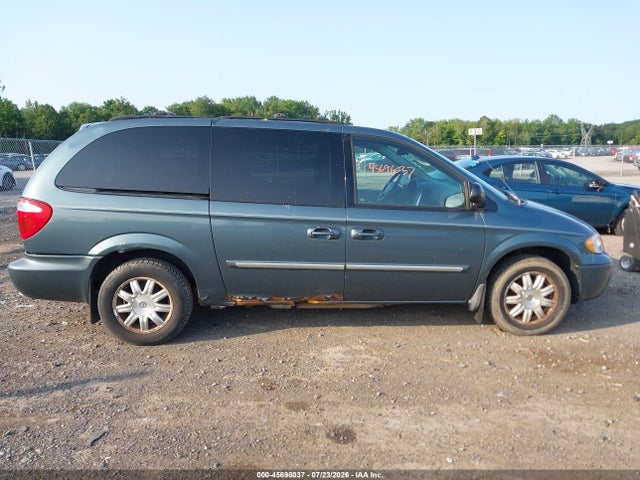 45696037 :رقم المزاد ، 2A4GP54LX6R851615 vin ، 2006 Chrysler Town & Country Touring مزاد بيع