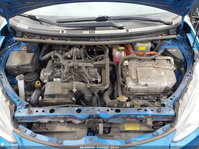 Toyota Prius C One 2015 JTDKDTB32F1090311 Image 10