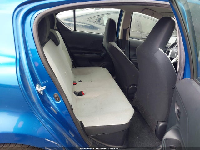 Toyota Prius C One 2015 JTDKDTB32F1090311 Image 8