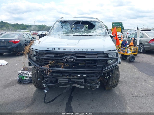 2025 Ford Expedition Platinum მანქანა იყიდება აუქციონზე, vin: 1FMJU1M80SEA21690, აუქციონის ნომერი: 45696126