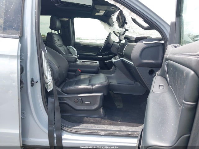 2025 Ford Expedition Platinum მანქანა იყიდება აუქციონზე, vin: 1FMJU1M80SEA21690, აუქციონის ნომერი: 45696126