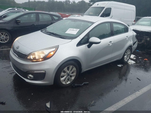 45696132 :رقم المزاد ، KNADN4A36H6016664 vin ، 2017 Kia Rio Ex مزاد بيع
