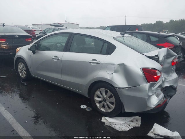 45696132 :رقم المزاد ، KNADN4A36H6016664 vin ، 2017 Kia Rio Ex مزاد بيع