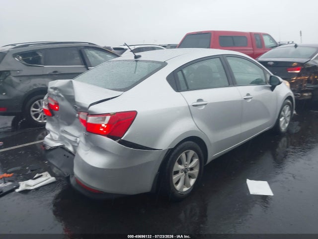 45696132 :رقم المزاد ، KNADN4A36H6016664 vin ، 2017 Kia Rio Ex مزاد بيع