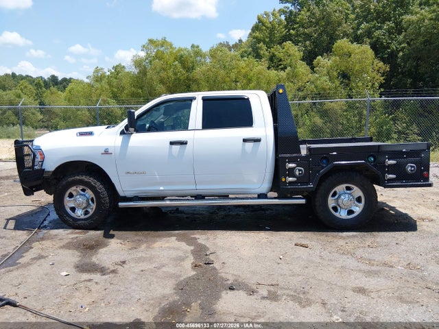 45696133 :رقم المزاد ، 3C6UR5CL0LG145976 vin ، 2020 Ram 2500 Tradesman  4x4 6'4 Box مزاد بيع