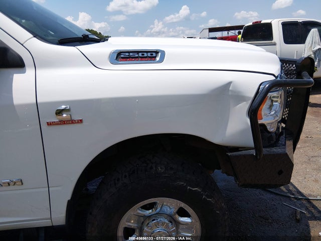 45696133 :رقم المزاد ، 3C6UR5CL0LG145976 vin ، 2020 Ram 2500 Tradesman  4x4 6'4 Box مزاد بيع