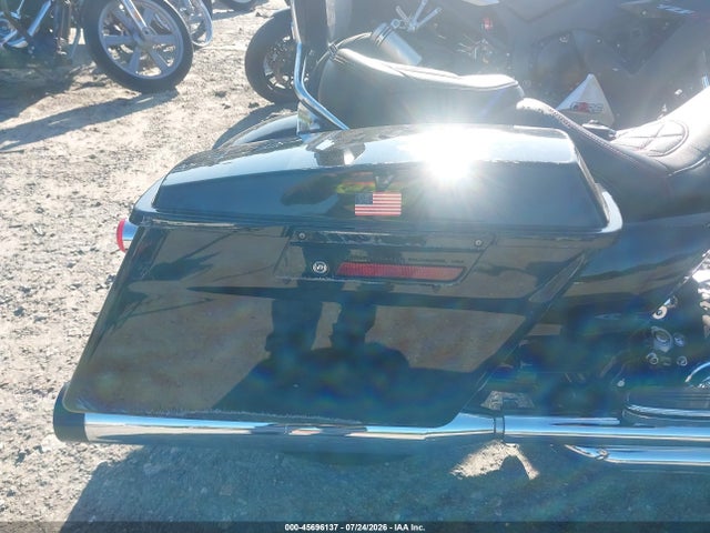 45696137 :رقم المزاد ، 1HD1KBM19BB675316 vin ، 2011 Harley-davidson Flhx مزاد بيع
