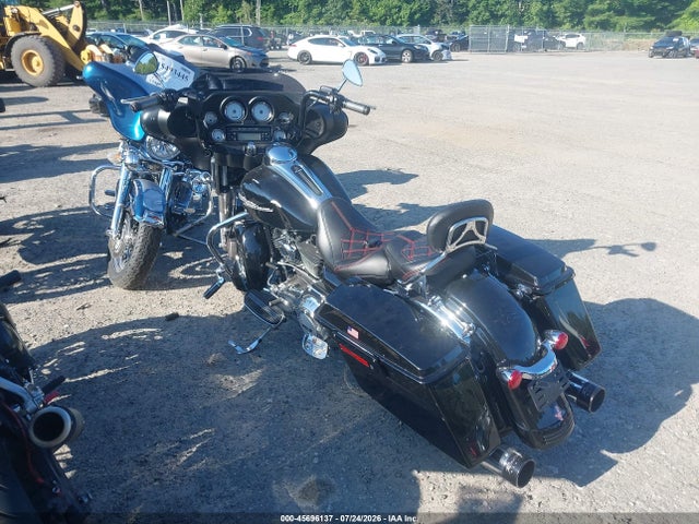 45696137 :رقم المزاد ، 1HD1KBM19BB675316 vin ، 2011 Harley-davidson Flhx مزاد بيع