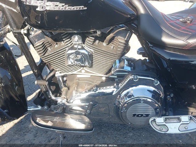 45696137 :رقم المزاد ، 1HD1KBM19BB675316 vin ، 2011 Harley-davidson Flhx مزاد بيع