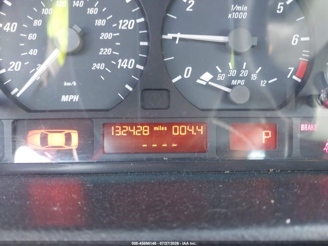 45696146 :رقم المزاد ، WBABW33406PX84135 vin ، 2006 Bmw 325ci مزاد بيع