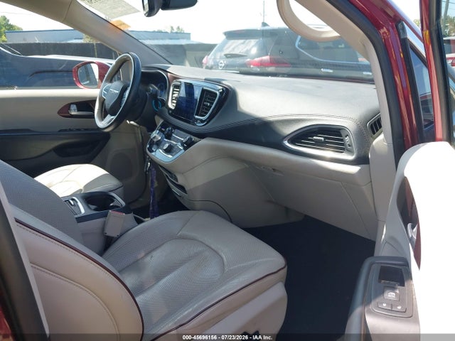 45696156 :رقم المزاد ، 2C4RC1GG8HR525896 vin ، 2017 Chrysler Pacifica Limited مزاد بيع