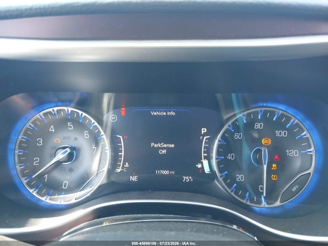 45696156 :رقم المزاد ، 2C4RC1GG8HR525896 vin ، 2017 Chrysler Pacifica Limited مزاد بيع