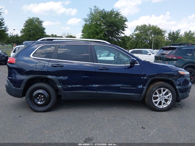 Продаж на аукціоні авто 2016 Jeep Cherokee Latitude, vin: 1C4PJMCS9GW301762, номер лоту: 45696171