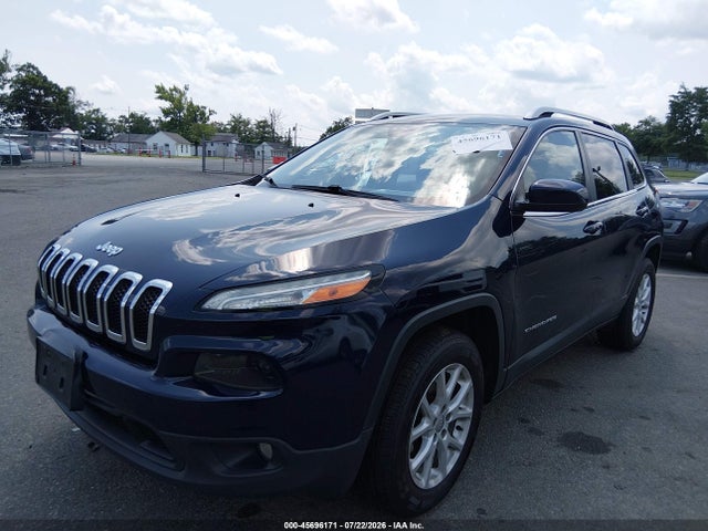 Продаж на аукціоні авто 2016 Jeep Cherokee Latitude, vin: 1C4PJMCS9GW301762, номер лоту: 45696171