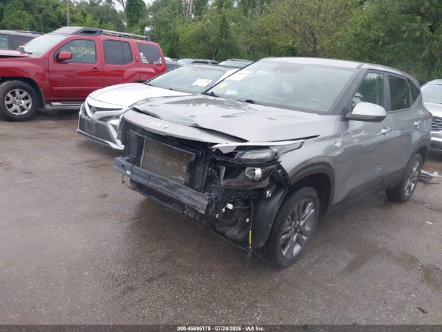 2022 Kia Seltos Lx მანქანა იყიდება აუქციონზე, vin: KNDEPCAAXN7334741, აუქციონის ნომერი: 45696178