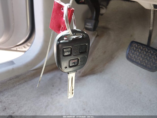 45696186 :رقم المزاد ، 2T2GA31U15C020278 vin ، 2005 Lexus Rx 330 مزاد بيع