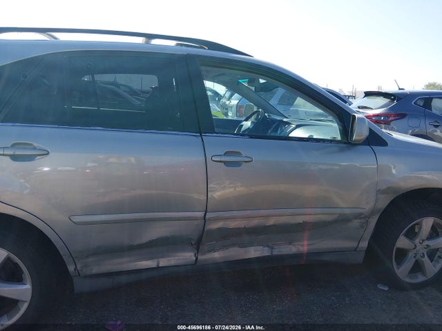 45696186 :رقم المزاد ، 2T2GA31U15C020278 vin ، 2005 Lexus Rx 330 مزاد بيع