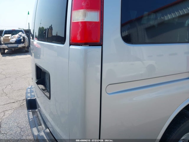Продаж на аукціоні авто 2016 Chevrolet Express 3500 Lt, vin: 1GAZGPFF9G1316100, номер лоту: 45696215