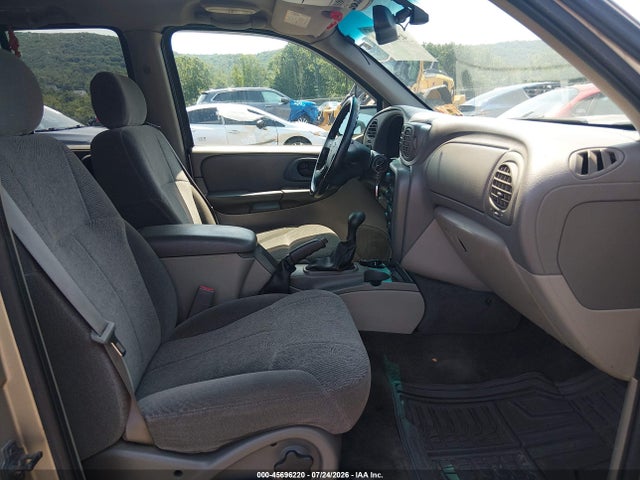 45696220 :رقم المزاد ، 1GNDT13S832110502 vin ، 2003 Chevrolet Trailblazer Lt مزاد بيع