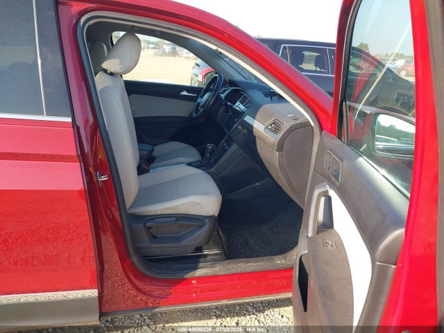 45696226 :رقم المزاد ، 3VV2B7AXXKM074700 vin ، 2019 Volkswagen Tiguan 2.0t Se/2.0t Sel/2.0t Sel R-line/2.0t Sel R-line Black مزاد بيع