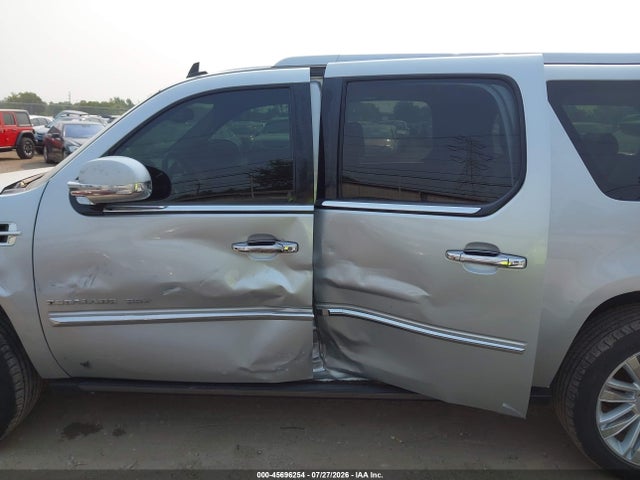 Продаж на аукціоні авто 2013 Cadillac Escalade Esv Platinum Edition, vin: 1GYS4KEF2DR168935, номер лоту: 45696254