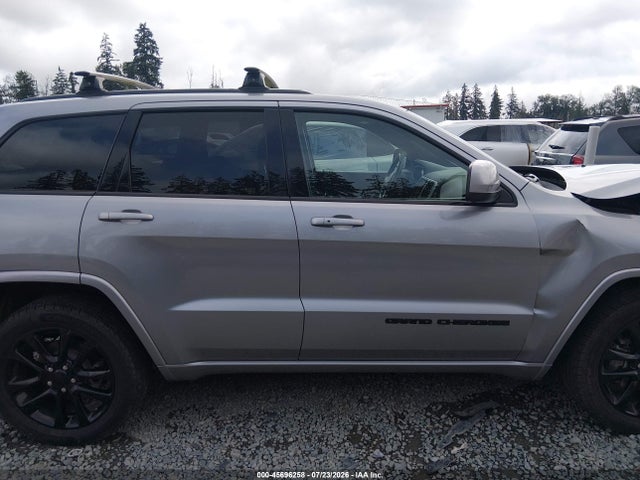 1C4RJFAG2JC491822 Jeep Grand Cherokee Altitude 4x4