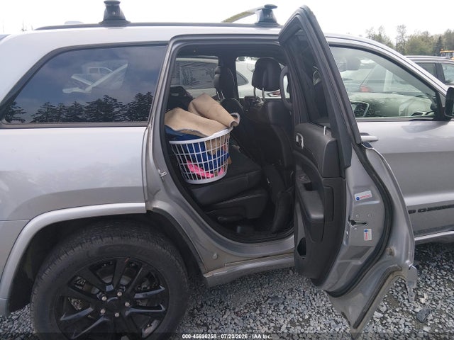 1C4RJFAG2JC491822 Jeep Grand Cherokee Altitude 4x4