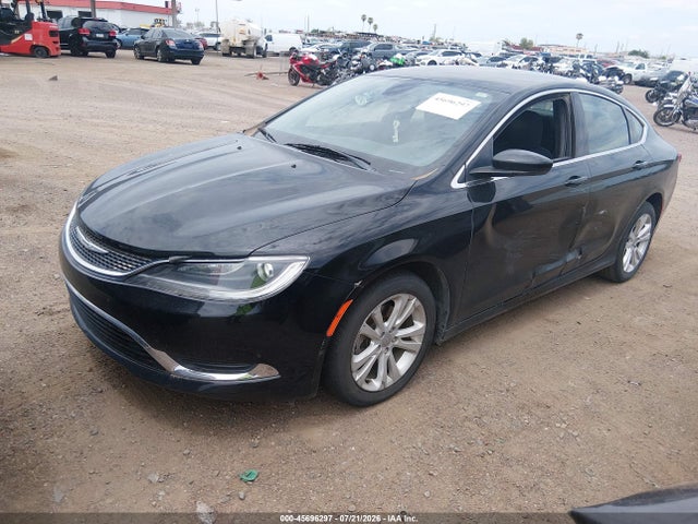 Chrysler 200 Limited 2015 1C3CCCAB6FN677477 Image 2