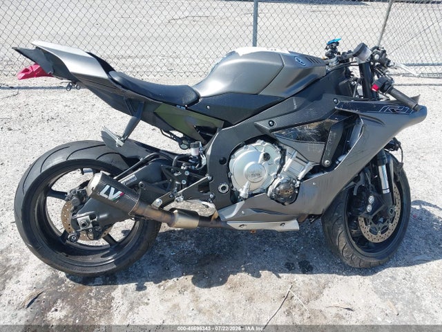 45696343 :رقم المزاد ، JYARN42E7GA000277 vin ، 2016 Yamaha Yzfr1s مزاد بيع