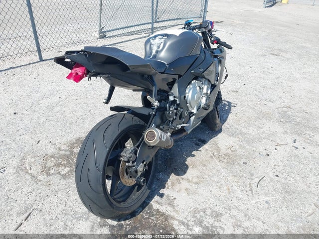 45696343 :رقم المزاد ، JYARN42E7GA000277 vin ، 2016 Yamaha Yzfr1s مزاد بيع