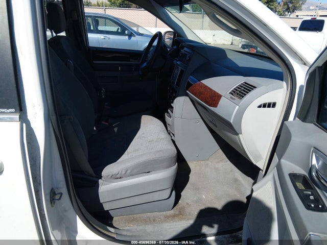 Продаж на аукціоні авто 2010 Chrysler Town & Country Touring, vin: 2A4RR5D17AR491925, номер лоту: 45696369