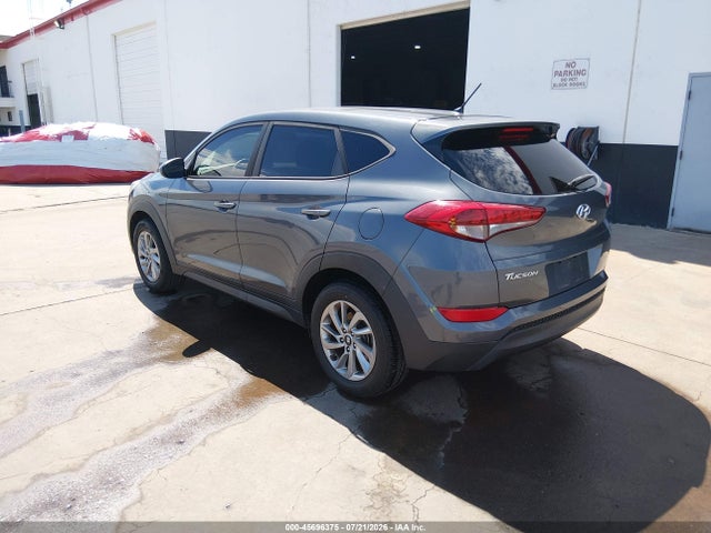 Hyundai TUCSON SE 2018 KM8J23A43JU682749 Image 3