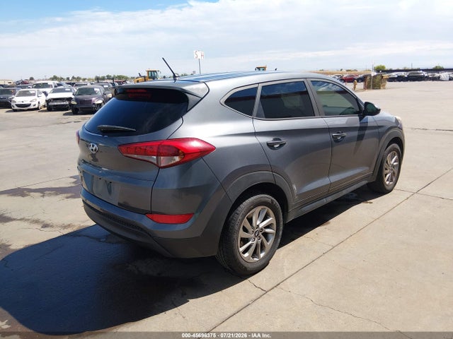 Hyundai TUCSON SE 2018 KM8J23A43JU682749 Image 4
