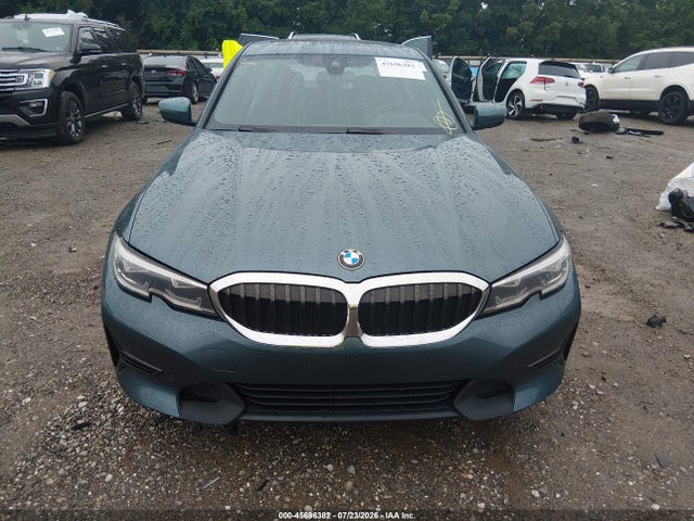 45696382 :رقم المزاد ، 3MW5P7J0XM8C18206 vin ، 2021 Bmw 330e مزاد بيع