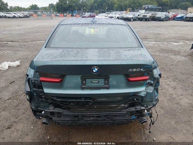 45696382 :رقم المزاد ، 3MW5P7J0XM8C18206 vin ، 2021 Bmw 330e مزاد بيع