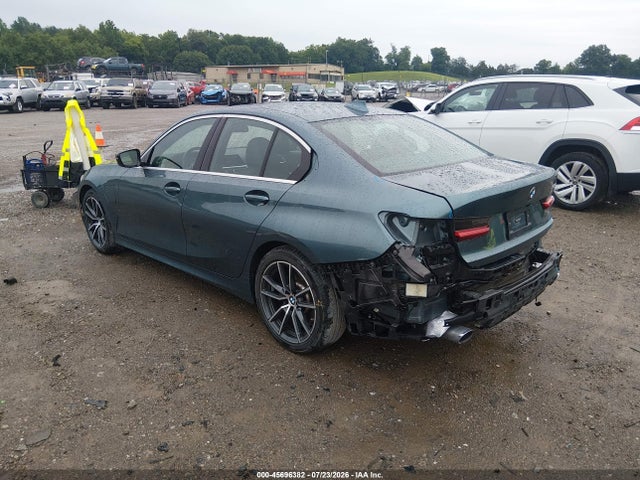 45696382 :رقم المزاد ، 3MW5P7J0XM8C18206 vin ، 2021 Bmw 330e مزاد بيع