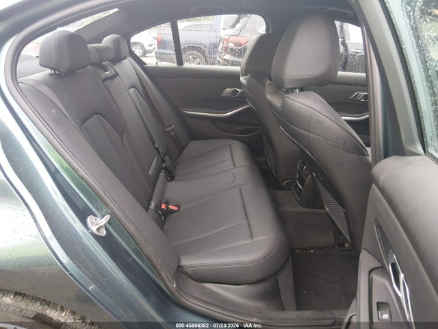 45696382 :رقم المزاد ، 3MW5P7J0XM8C18206 vin ، 2021 Bmw 330e مزاد بيع